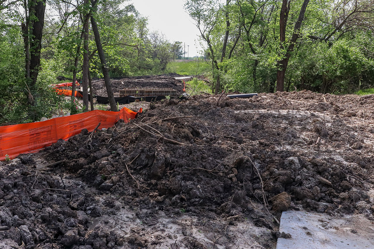 Work on a small bridge on the Michigan segment