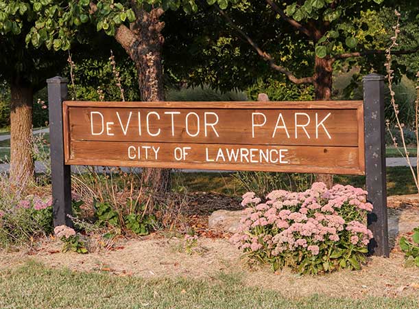 DeVictor Park, City of Lawrence sign