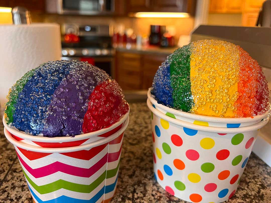Rainbow ice cups