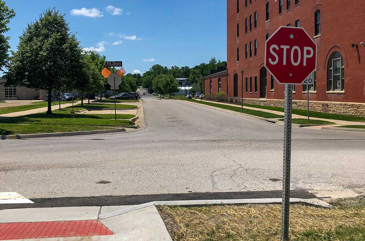 A view of the loop segment 1 from 8th and Delaware Streets