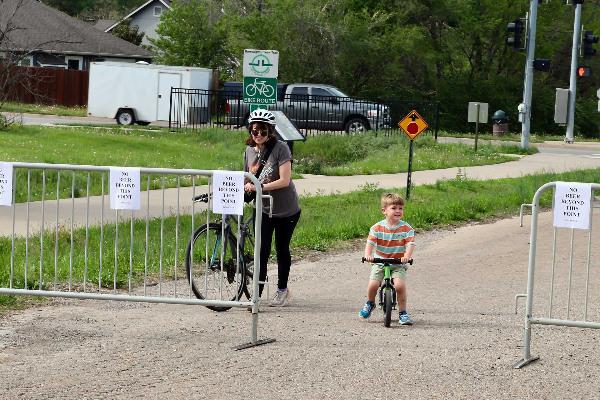 People arriving at Trails that Connect Us