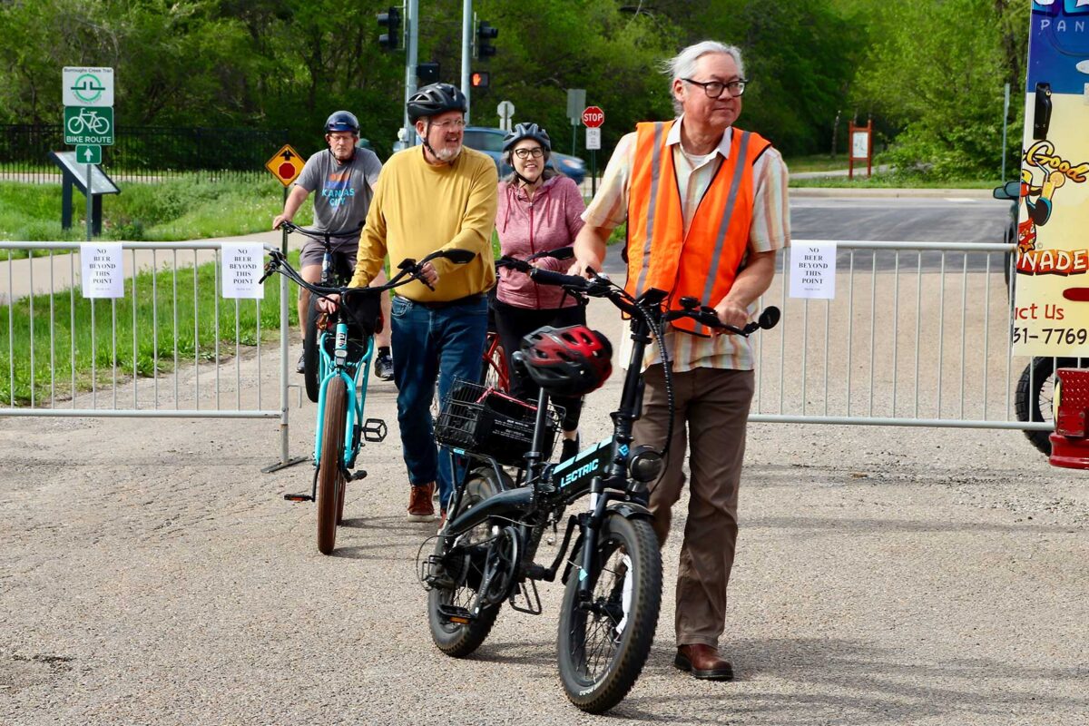 People arriving at Trails that Connect Us