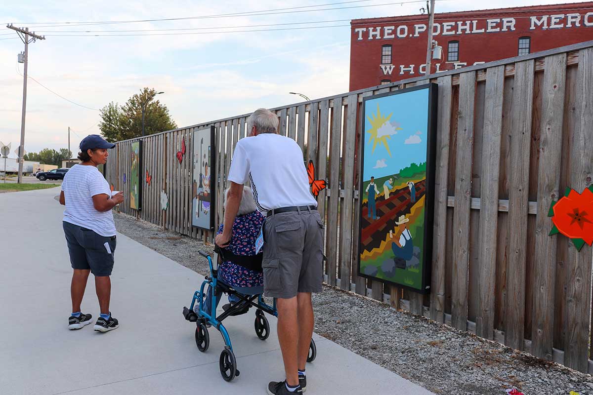 A LaYarda resident admires the art