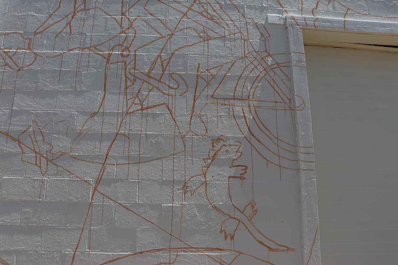 Detail of the tranfer on the wall